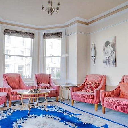 Oyo The Palm Court Hotel Eastbourne Ngoại thất bức ảnh