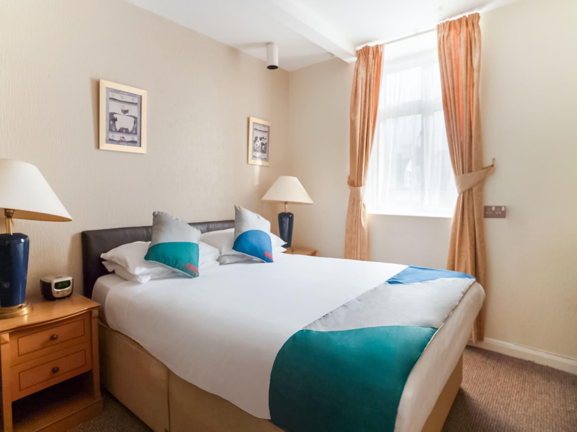 Oyo The Palm Court Hotel Eastbourne Ngoại thất bức ảnh