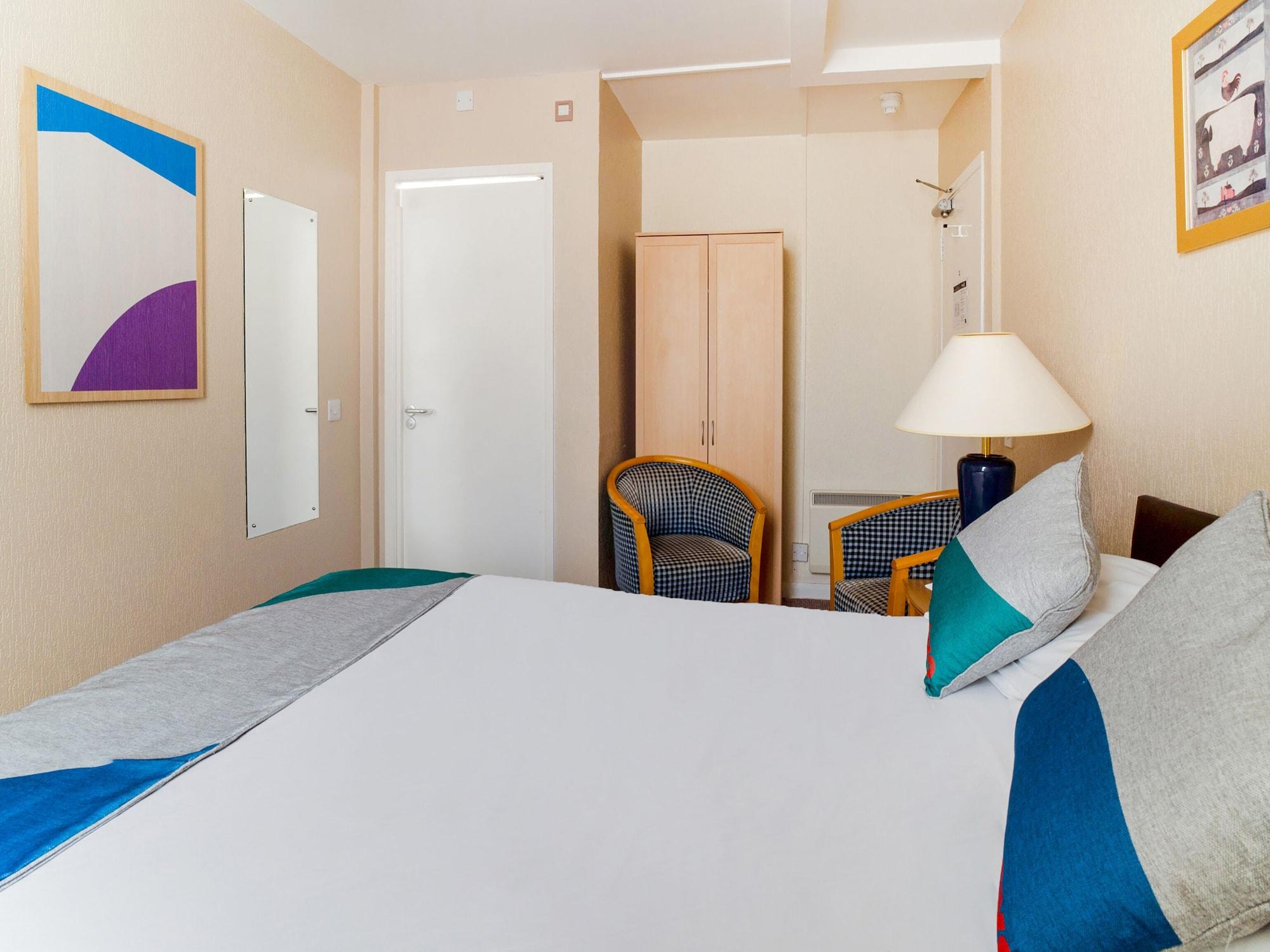 Oyo The Palm Court Hotel Eastbourne Ngoại thất bức ảnh