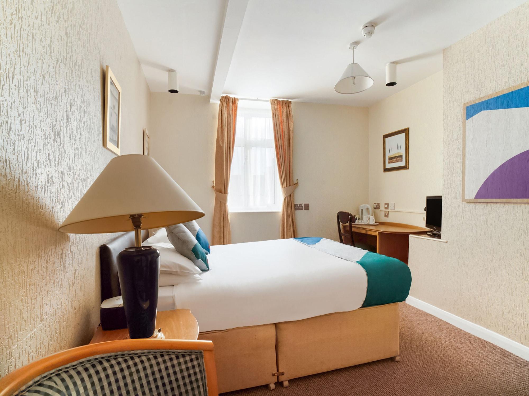 Oyo The Palm Court Hotel Eastbourne Ngoại thất bức ảnh