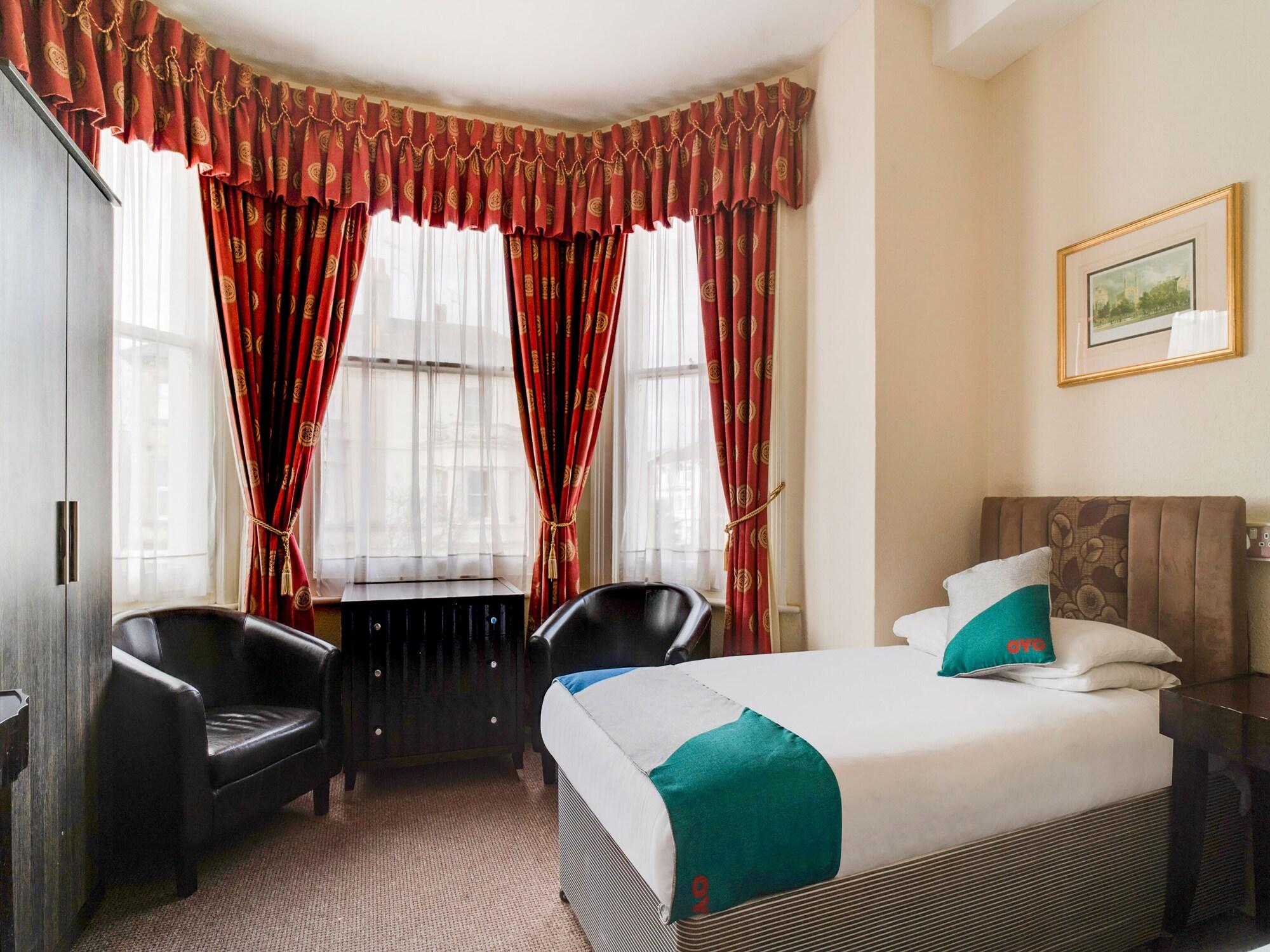 Oyo The Palm Court Hotel Eastbourne Ngoại thất bức ảnh