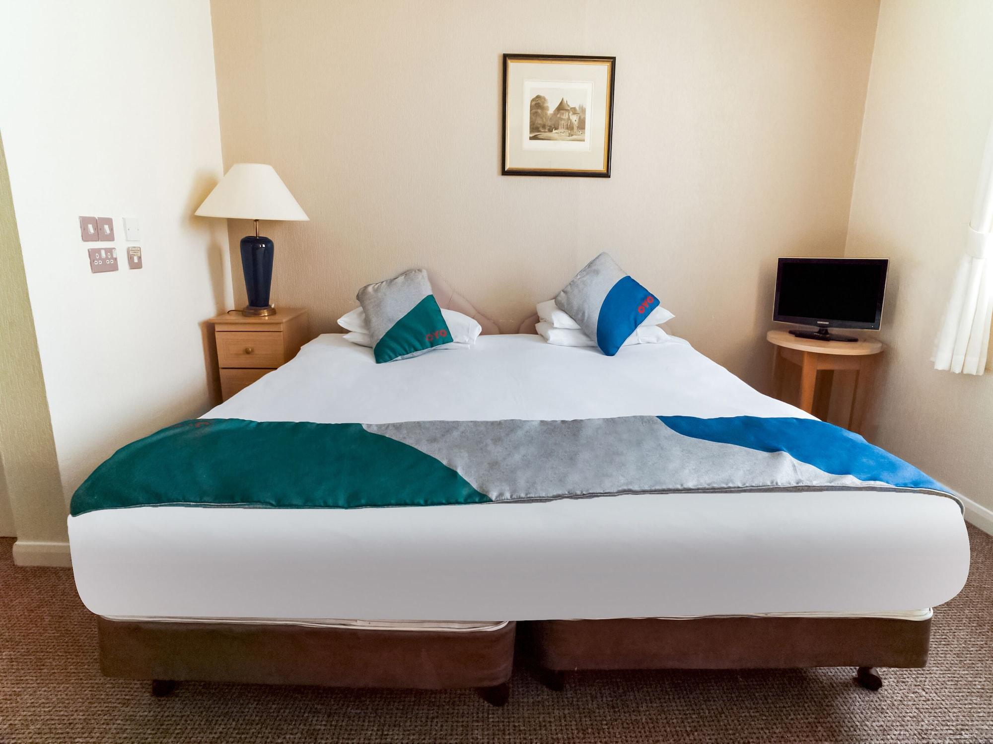 Oyo The Palm Court Hotel Eastbourne Ngoại thất bức ảnh